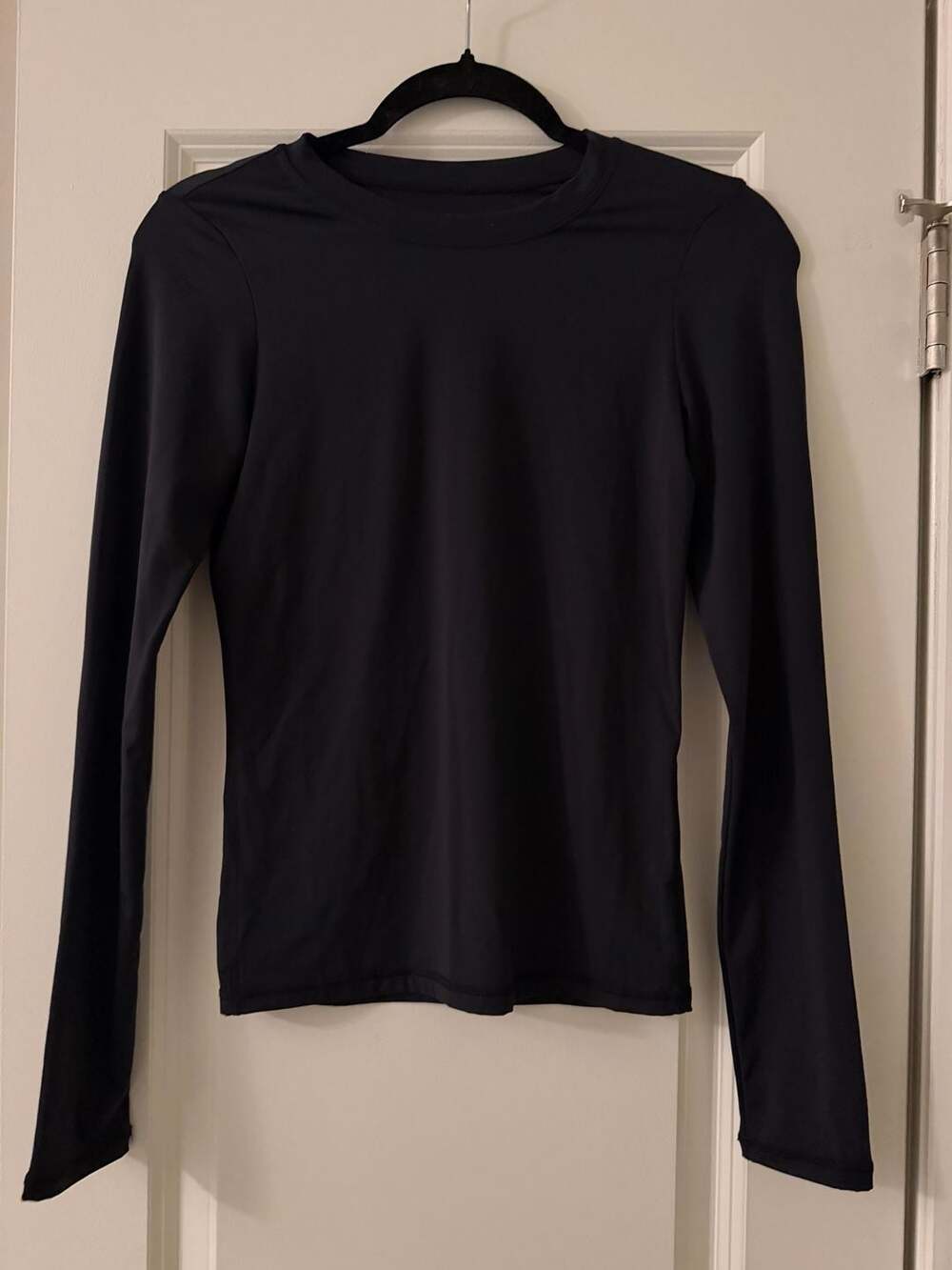 NWOT SET Active Long Sleeve Top Black Size S